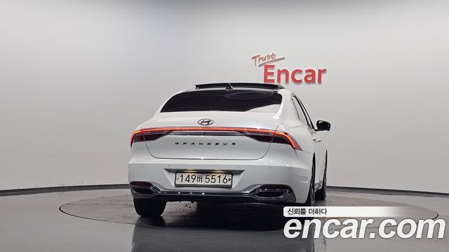 Hyundai Grandeur Hybrid (IG) Exclusive 2020 — фото 4