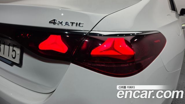 Mercedes-Benz E-Class (W214) E220d 4MATIC Exclusive 2024 — фото 23