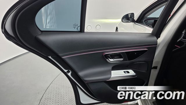 Mercedes-Benz E-Class (W214) E220d 4MATIC Exclusive 2024 — фото 25