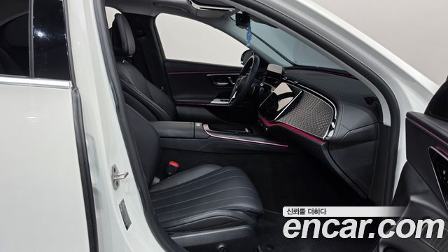 Mercedes-Benz E-Class (W214) E220d 4MATIC Exclusive 2024 — фото 26