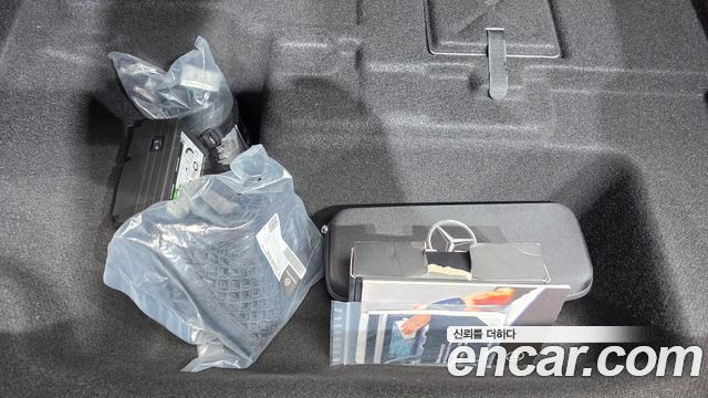 Mercedes-Benz E-Class (W214) E220d 4MATIC Exclusive 2024 — фото 28