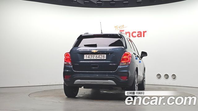 Chevrolet Trax 1.4 Premier 2020 — фото 4