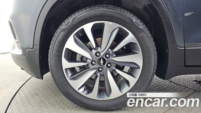 Chevrolet Trax 1.4 Premier 2020 — фото 5