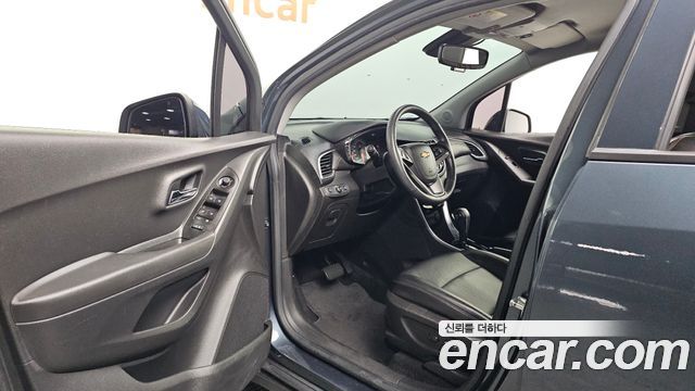 Chevrolet Trax 1.4 Premier 2020 — фото 10