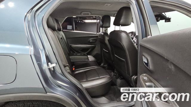 Chevrolet Trax 1.4 Premier 2020 — фото 16