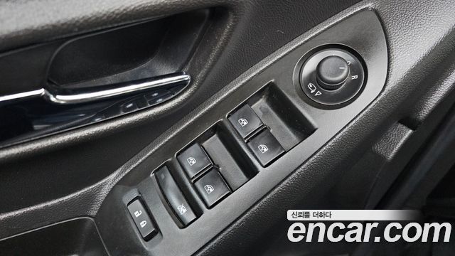 Chevrolet Trax 1.4 Premier 2020 — фото 17