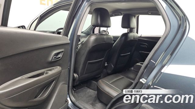 Chevrolet Trax 1.4 Premier 2020 — фото 32