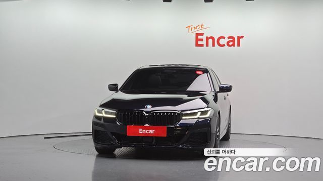 BMW 5 Series (G30) 520i M Sport 2023 — фото 3