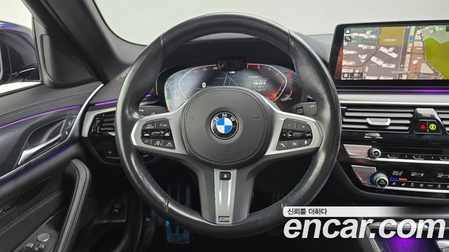 BMW 5 Series (G30) 520i M Sport 2023 — фото 13