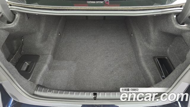 BMW 5 Series (G30) 520i M Sport 2023 — фото 16