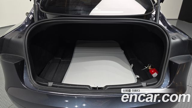 Tesla Model 3 Standard RWD 2026 — фото 20