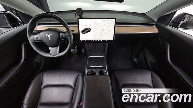 Tesla Model Y Long Range AWD 2021 — фото 7