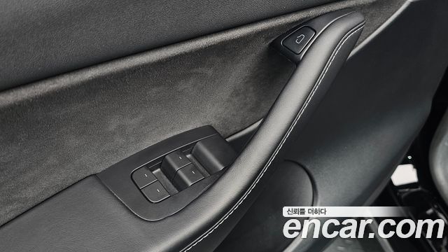 Tesla Model Y Long Range AWD 2021 — фото 34