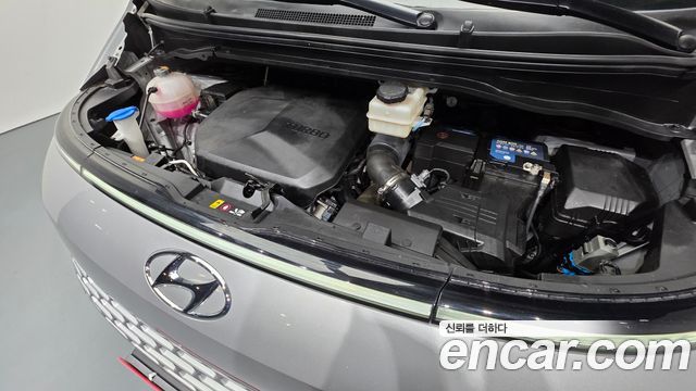 Hyundai Staria Cargo 5-Seater Modern 2023 — фото 6