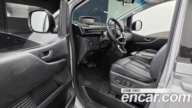 Hyundai Staria Cargo 5-Seater Modern 2023 — фото 10