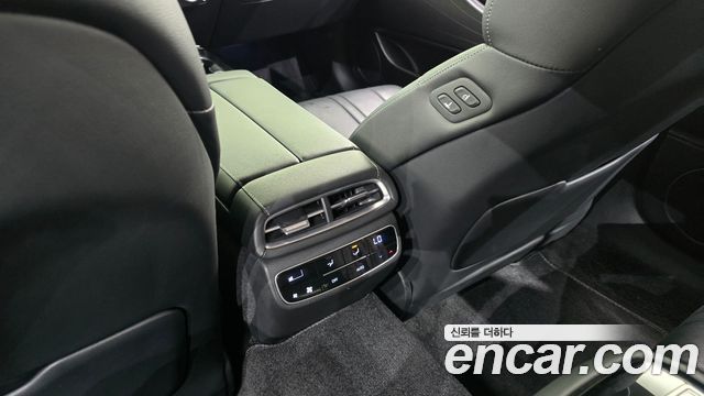 Genesis G80 (RG3) Gasoline 3.5 Turbo 2WD 2023 — фото 29