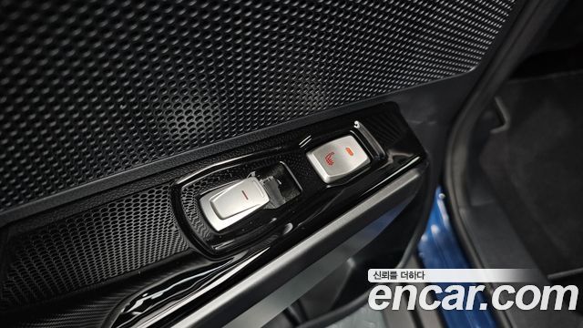 KG Mobility (SsangYong) Tivoli Air Diesel IX 2WD 2017 — фото 18