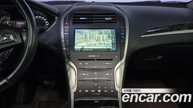 Lincoln MKZ 2.0 AWD 2nd 2016 — фото 13