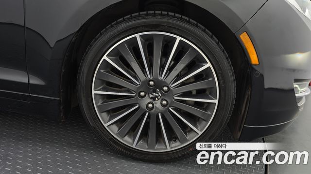 Lincoln MKZ 2.0 AWD 2nd 2016 — фото 21