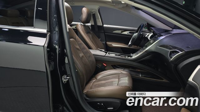 Lincoln MKZ 2.0 AWD 2nd 2016 — фото 26