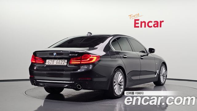 BMW 5 Series (G30) 520d xDrive Luxury Plus 2018 — фото 2