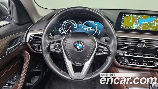 BMW 5 Series (G30) 520d xDrive Luxury Plus 2018 — фото 13