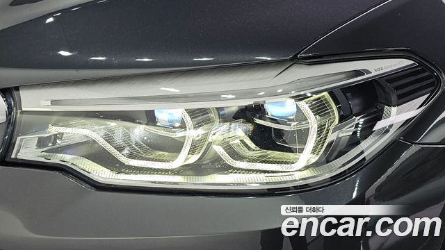 BMW 5 Series (G30) 520d xDrive Luxury Plus 2018 — фото 22