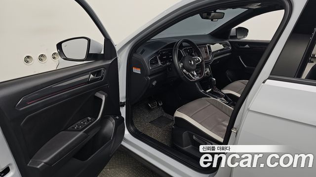 Volkswagen T-Roc 2.0 TDI Prestige 2021 — фото 10