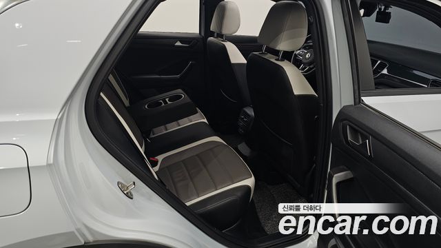 Volkswagen T-Roc 2.0 TDI Prestige 2021 — фото 12