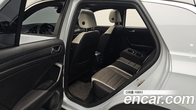Volkswagen T-Roc 2.0 TDI Prestige 2021 — фото 26