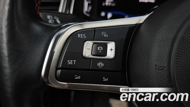 Volkswagen T-Roc 2.0 TDI Prestige 2021 — фото 30