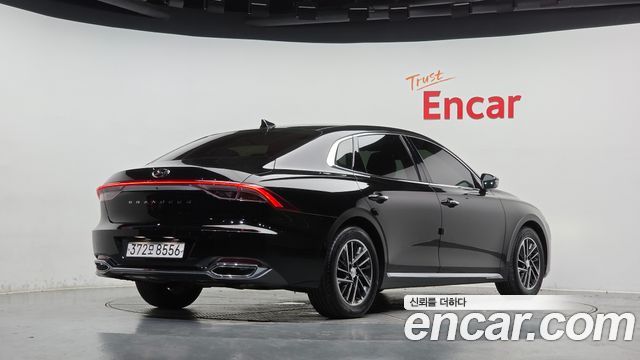 Hyundai Grandeur (IG) 2.5 Premium Choice 2021 — фото 2