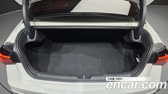 Kia K5 (III) 2.0 Noblesse 2025 — фото 20