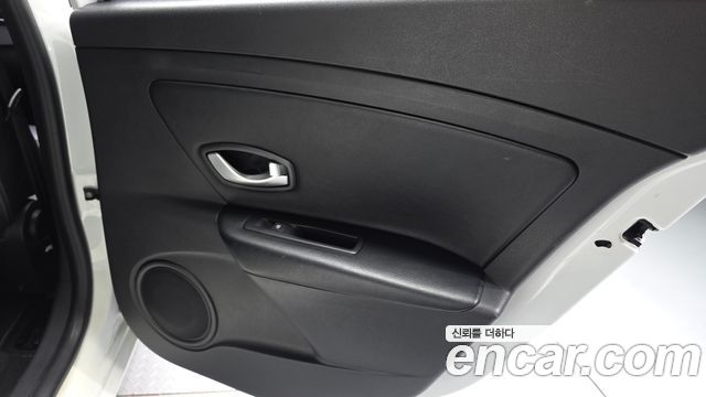 Renault Korea SM3 Z.E. RE 2017 — фото 25