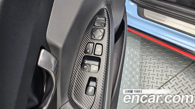 Hyundai Veloster (JS) 2.0 N 2022 — фото 17