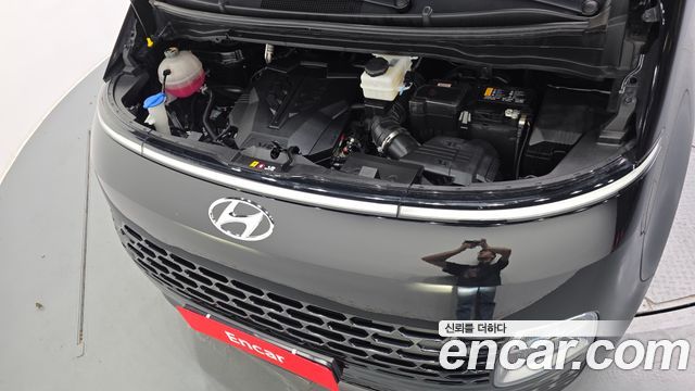 Hyundai Staria L3.5 Tourer 9-Seater Modern 2023 — фото 6