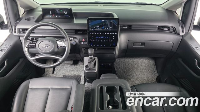 Hyundai Staria L3.5 Tourer 9-Seater Modern 2023 — фото 7