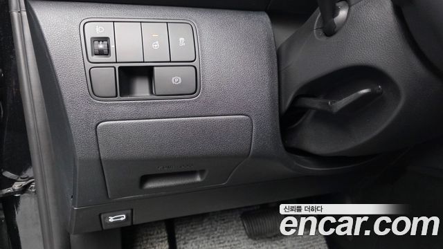 Hyundai Staria L3.5 Tourer 9-Seater Modern 2023 — фото 18