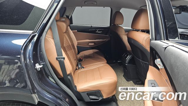 Kia Sorento Diesel 2.0 2WD Marster 2020 — фото 11