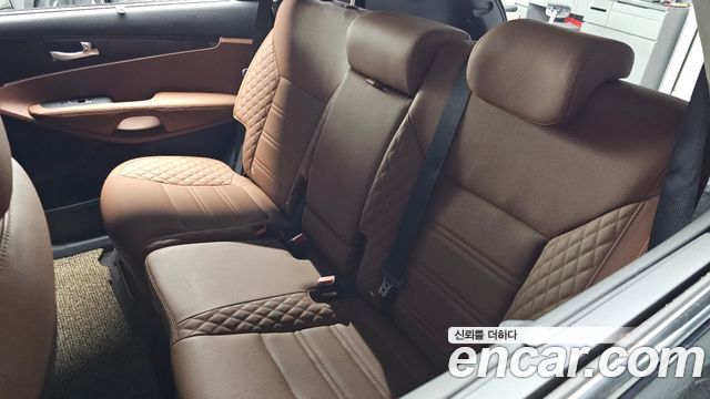 Kia Sorento Diesel 2.0 2WD Marster 2020 — фото 29