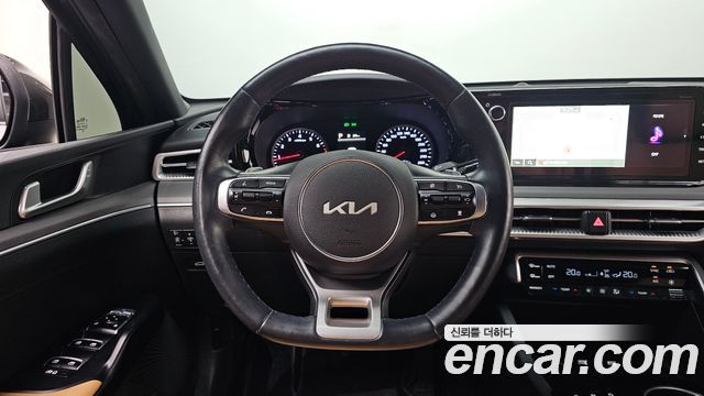 Kia K5 (III) 1.6 Turbo Prestige 2022 — фото 16