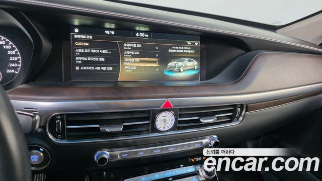 Genesis G90 5.0 AWD Limousine Prestige 2019 — фото 15