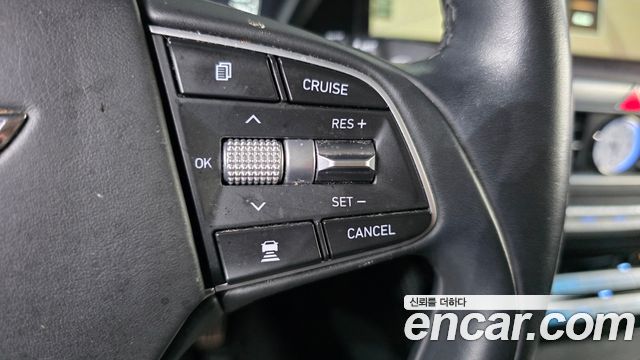 Genesis G90 5.0 AWD Limousine Prestige 2019 — фото 19