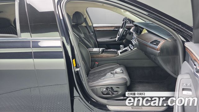 Genesis G90 5.0 AWD Limousine Prestige 2019 — фото 25