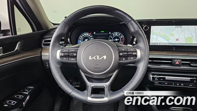 Kia K5 (III) 2.0 Noblesse 2023 — фото 14