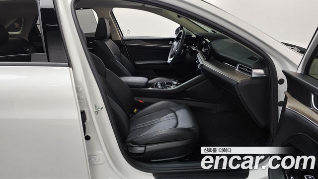 Kia K5 (III) 2.0 Noblesse 2023 — фото 26