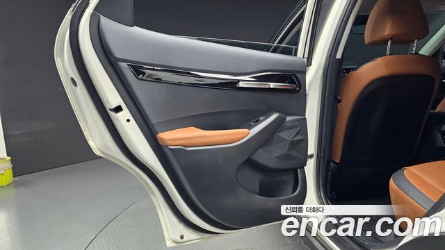Kia Seltos Gasoline 1.6 Turbo 2WD Signature 2023 — фото 31