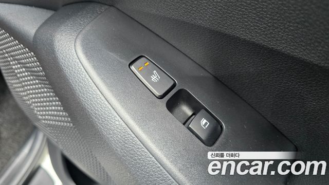 Kia Seltos Gasoline 1.6 Turbo 2WD Signature 2023 — фото 33