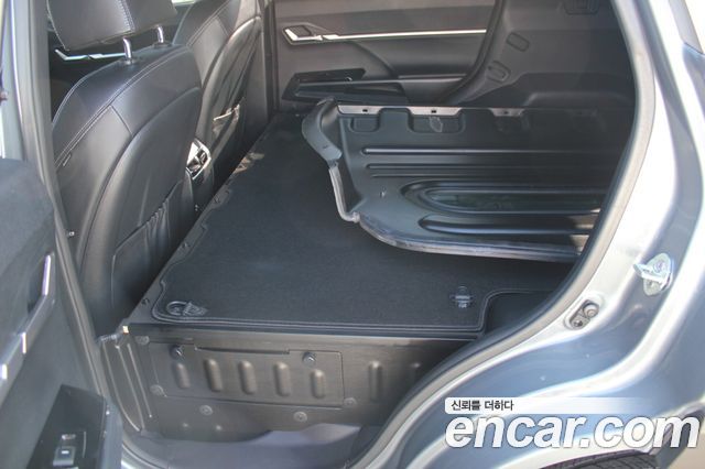 KG Mobility (SsangYong) Torres Gasoline 1.5 2WD TV7 2024 — фото 7