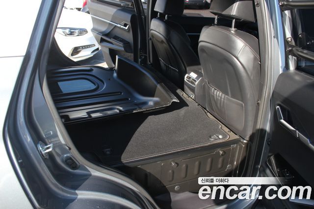 KG Mobility (SsangYong) Torres Gasoline 1.5 2WD TV7 2024 — фото 8